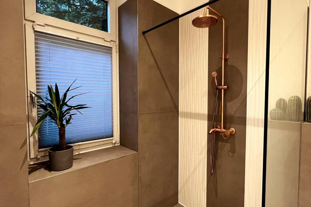 Soul-Apartment Terrasse Privat-Parkplatz Boxspringbett 55Zoll Tv Wlan Λειψία Εξωτερικό φωτογραφία