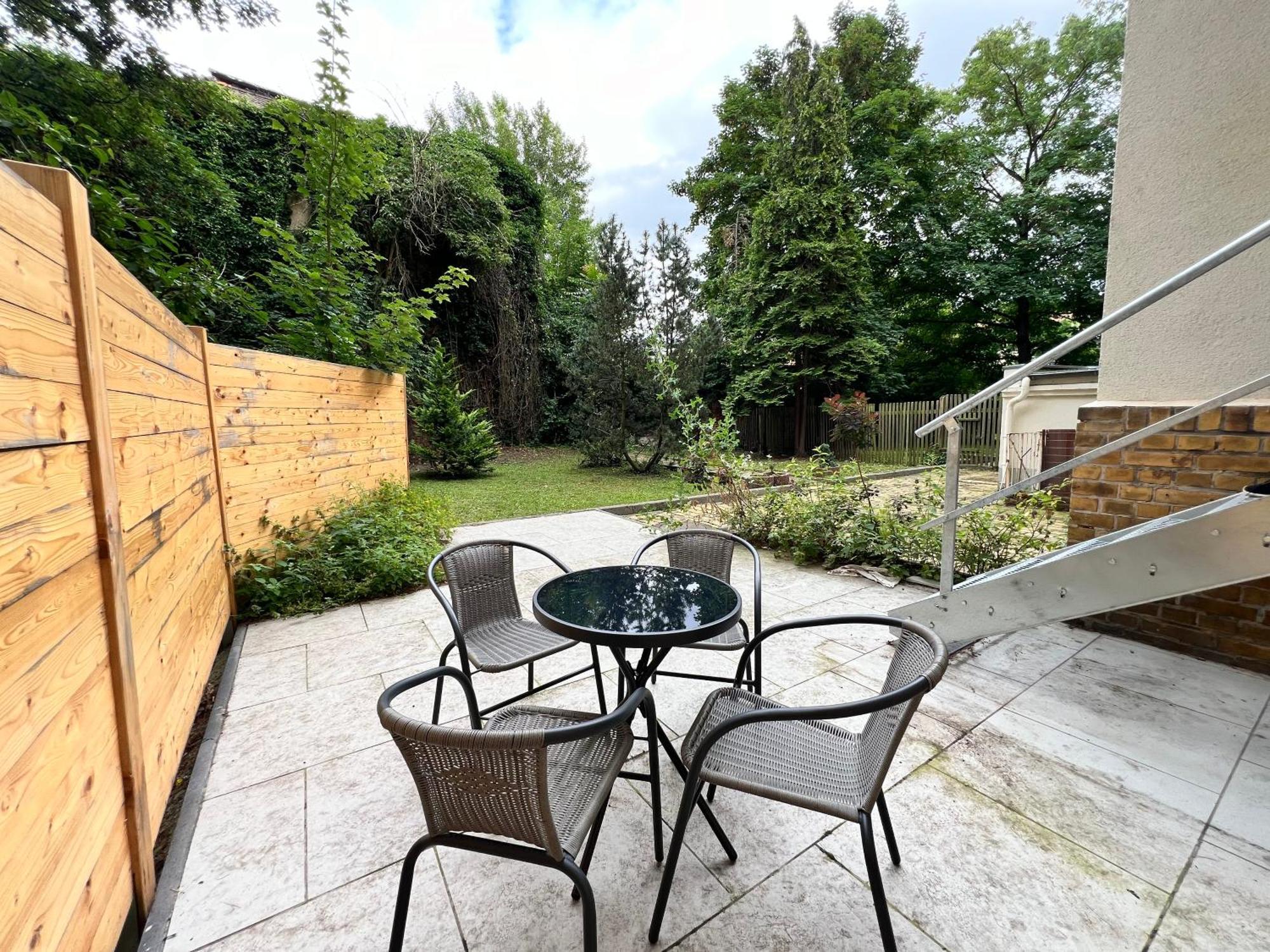 Soul-Apartment Terrasse Privat-Parkplatz Boxspringbett 55Zoll Tv Wlan Λειψία Εξωτερικό φωτογραφία
